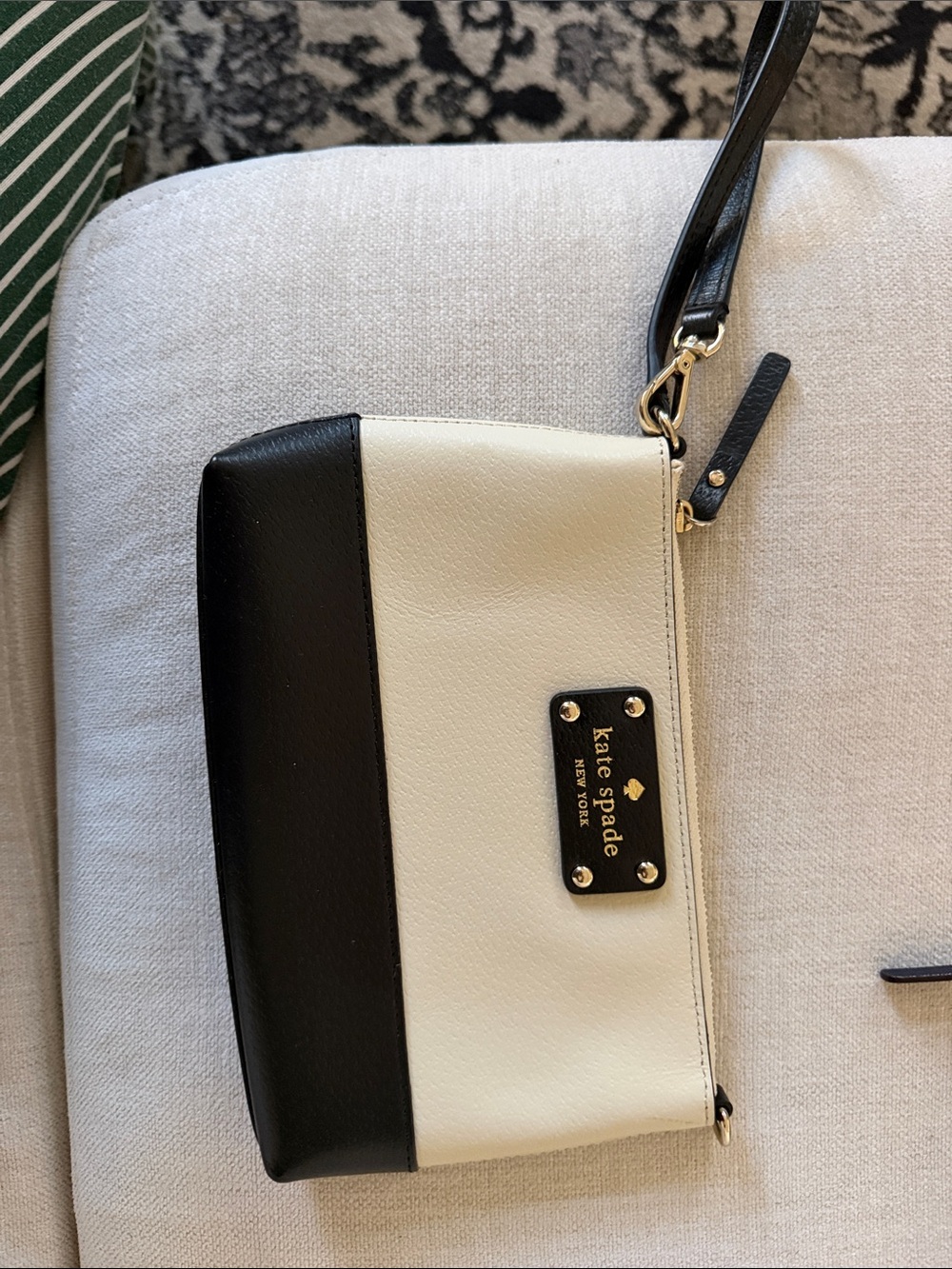 kate spade Black and Cream Two-Tone Leather Wristlet